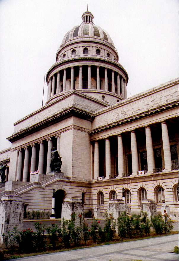 024 - El Capitolio Nacional.jpg