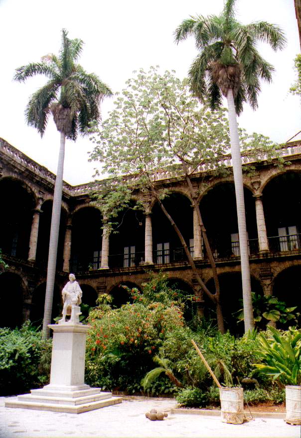 045 - Palacio de los Capitanes Generales.jpg