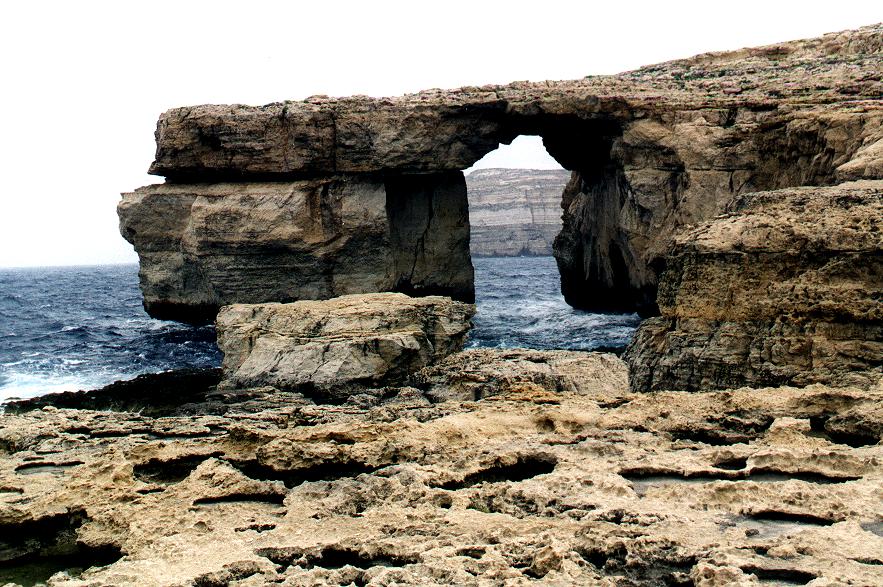 120 - Gozo - La fenetre a Dewjra Bay.JPG